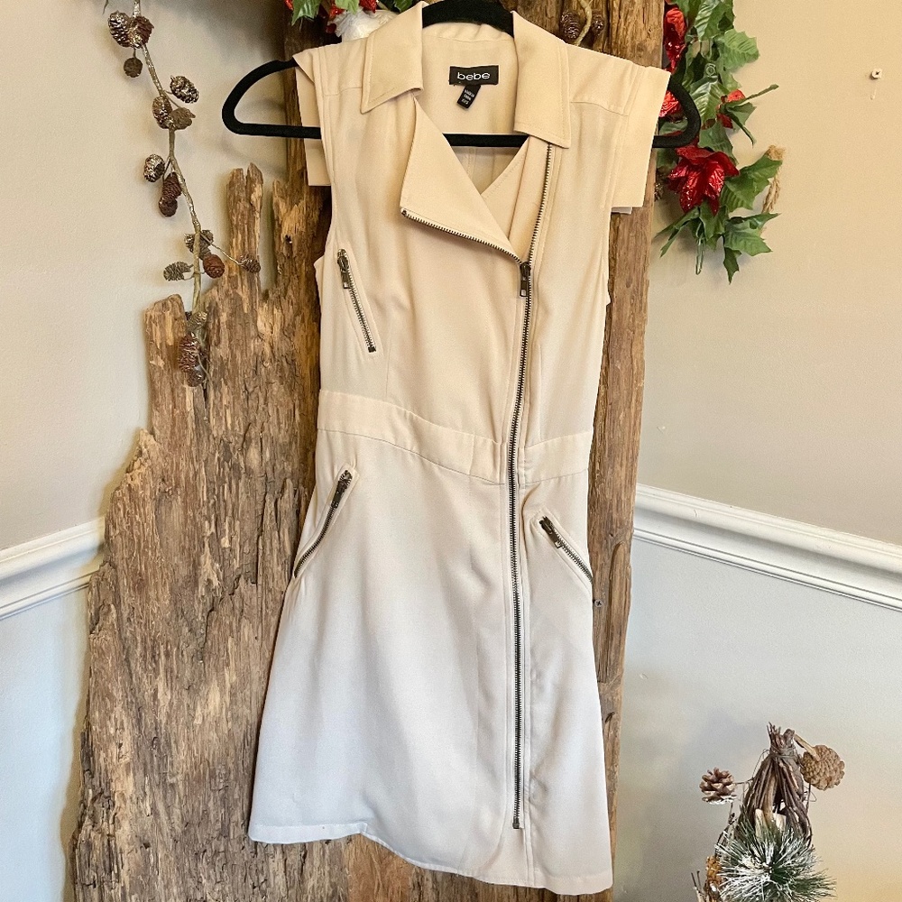 Bebe Women's Tan Trench Style Zip Up Dress Size XXS